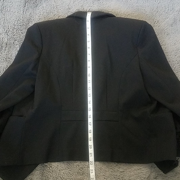 Express Blazer - Picture 5 of 6